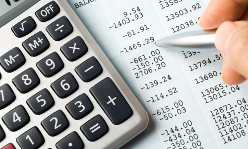 Aprenda a consultar o CNES pelo CNPJ e veja quais dados conferir no cadastro do estabelecimento.